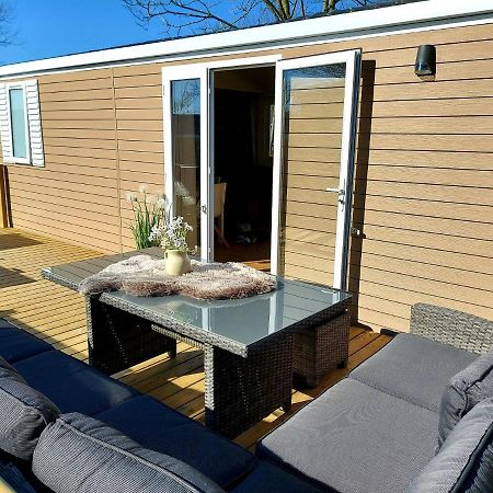Luxe Chalet Lauwersoog Exterior photo